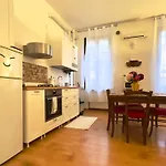 Venezia-Mestre Art Apartament Bros#4